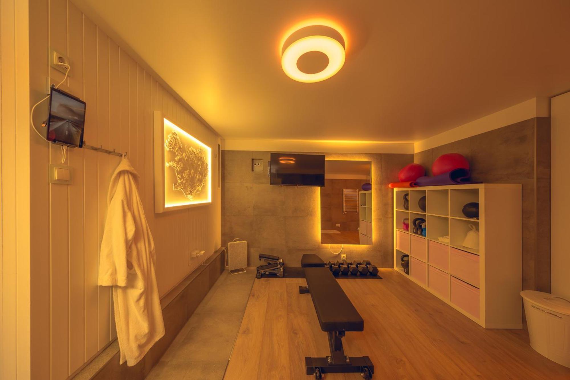 Smart Luxury - Private Gym, Hot Tub & Sauna St Lucia Ngoại thất bức ảnh
